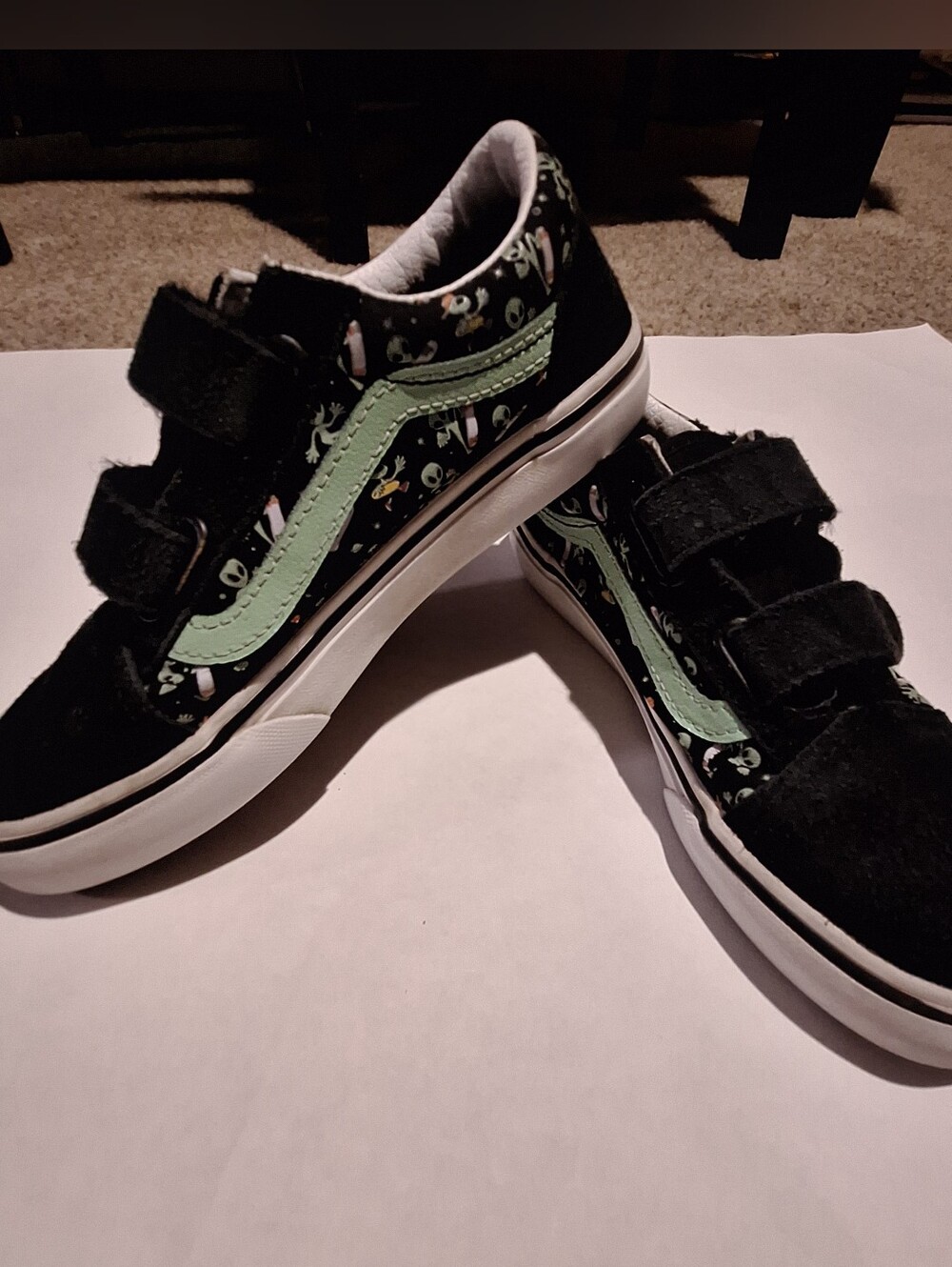 Vans Kids Black Glow In The Dark Alien Skate Classic Sneakers Size 2.0